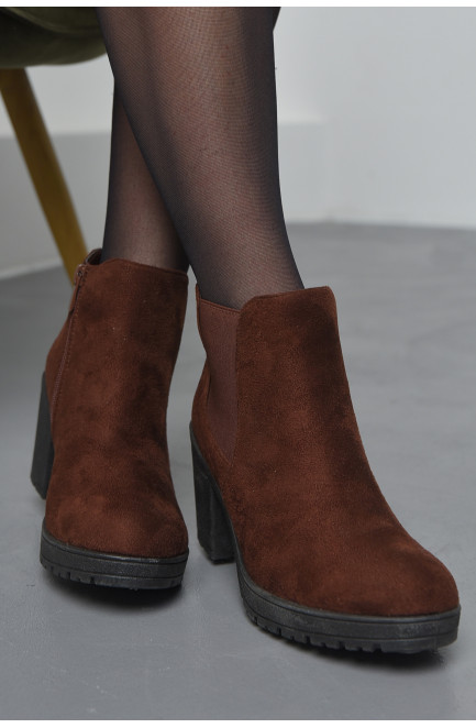Ботинки женские демисезонные коричневого цвета 168391L