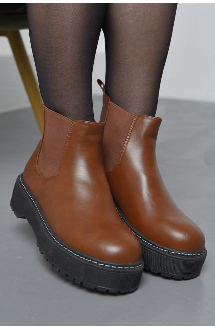 Ботинки женские демисезонные коричневого цвета 168397L
