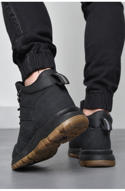 Ботинки мужские зимние на меху черного цвета 170190L