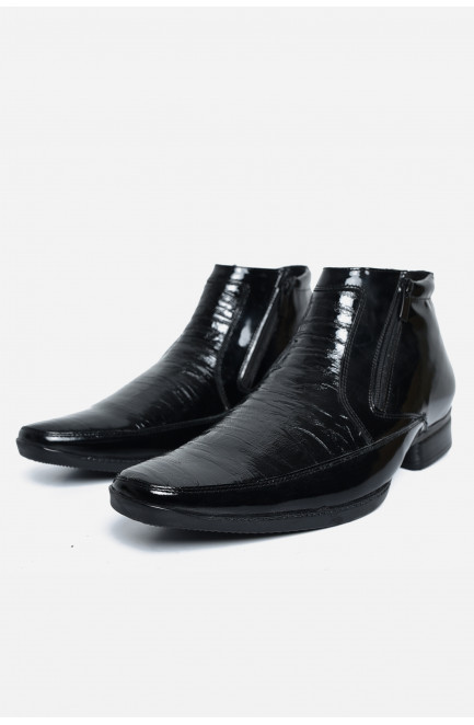 Ботинки мужские зимние на меху черного цвета 172231L