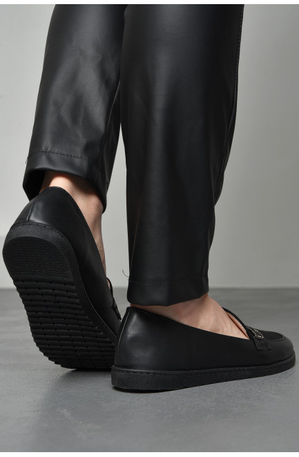 Туфлі-лофери жіночі чорного кольору 174095L