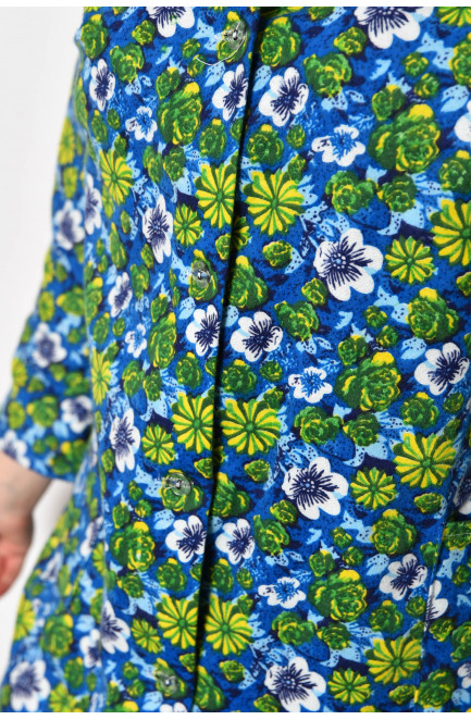 Халат женский байковый полубатальный голубого цвета с цветочным принтом 174668L
