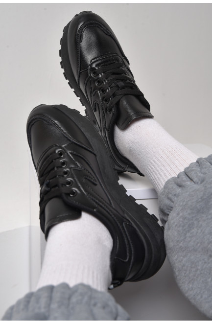 Кросівки жіночі натуральна шкіра чорного кольору на шнурівці 176434L