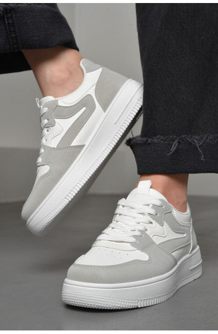 Кросівки жіночі біло-сірого кольору на шнурівці 176477L