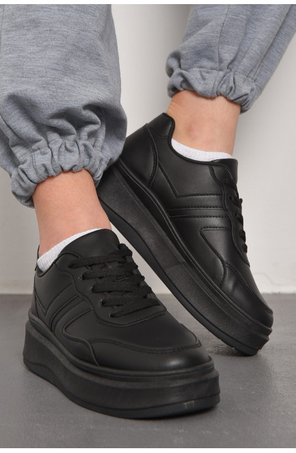 Кросівки жіночі чорного кольору на шнурівці 176744L