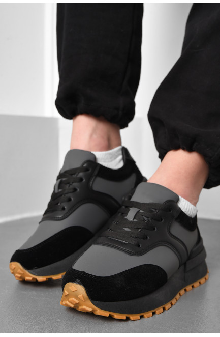 Кросівки жіночі чорного кольору з сірим на шнурівці 176871L