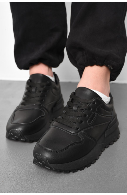 Кросівки жіночі чорного кольору на шнурівці 176873L