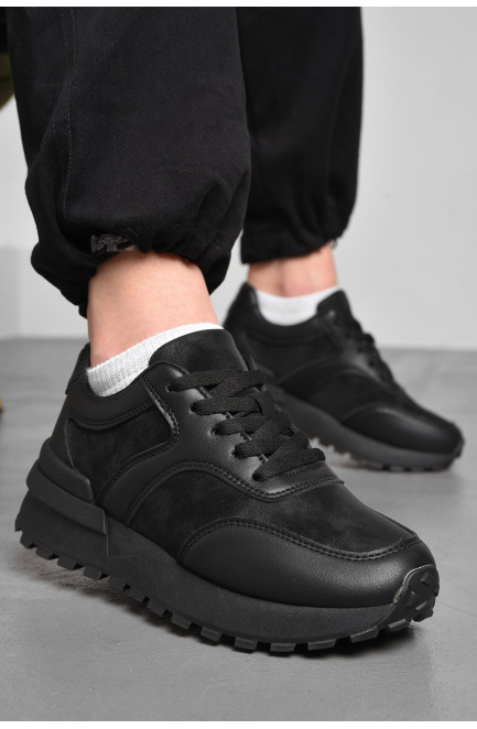Кросівки жіночі чорного кольору на шнурівці 176883L