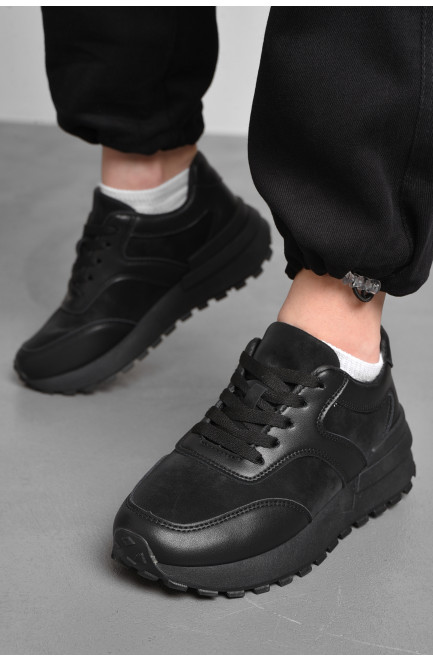 Кросівки жіночі чорного кольору на шнурівці 176883L