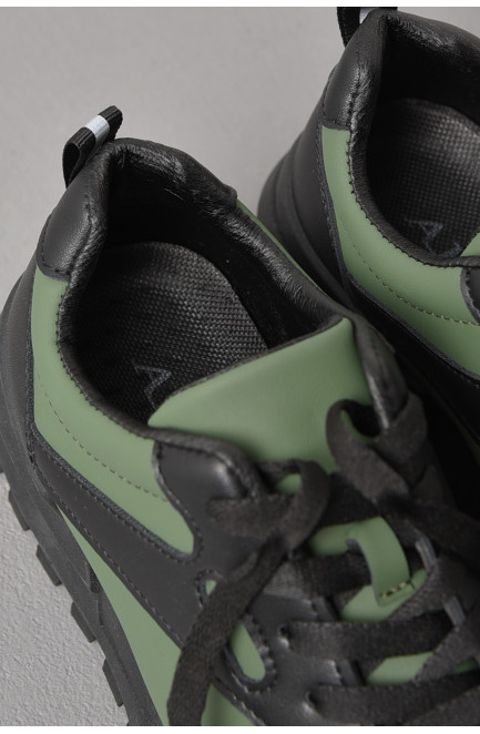 Кросівки жіночі чорно-зеленого кольору на шнурівці 176934L
