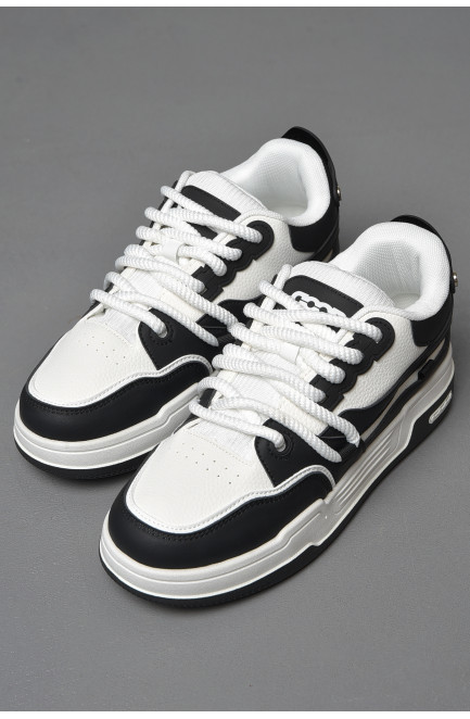 Кросівки чоловічі чорно-білого кольору на шнурівці 177393L