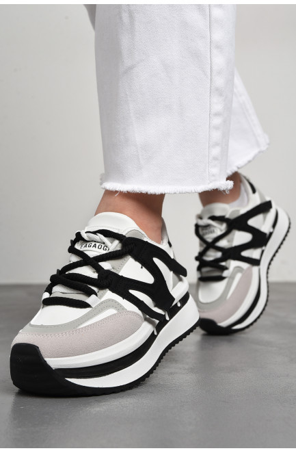 Кросівки жіночі біло-чорного кольору на шнурівці 177489L