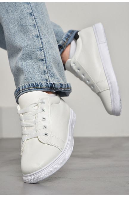 Кросівки жіночі білого кольору на шнурівці 178201L