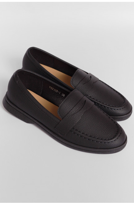Туфлі-лофери жіночі чорного кольору 178673L