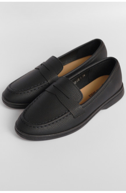 Туфлі-лофери жіночі чорного кольору 178673L