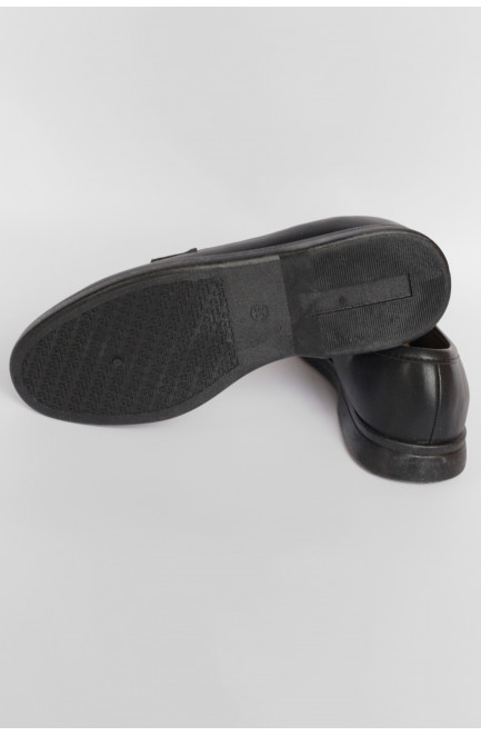 Туфли-лоферы женские черного цвета 178674L