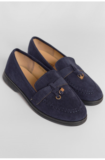 Туфли-лоферы женские темно-синего цвета 178763L