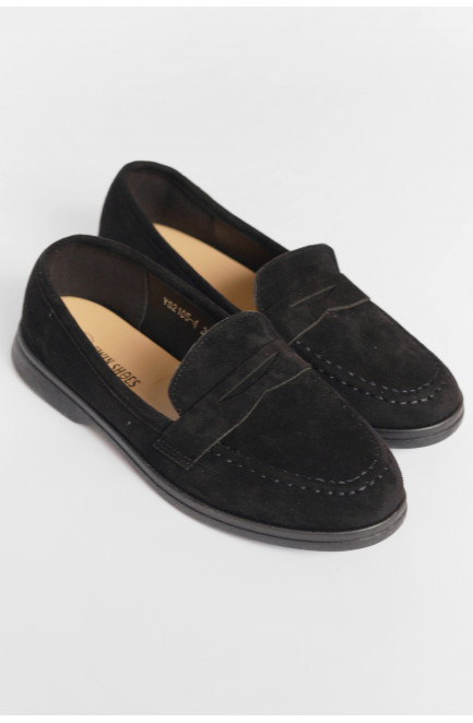 Туфлі-лофери жіночі чорного кольору 178773L