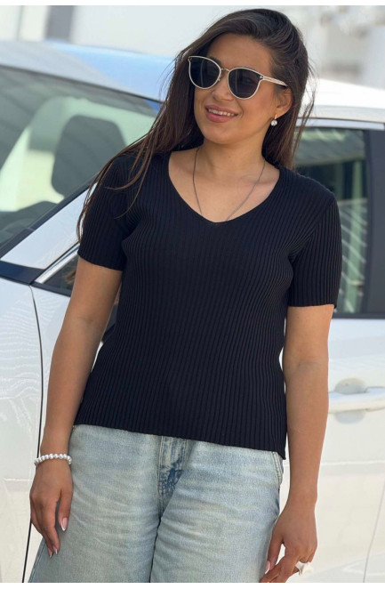 Футболка женская трикотажная черного цвета 180739L