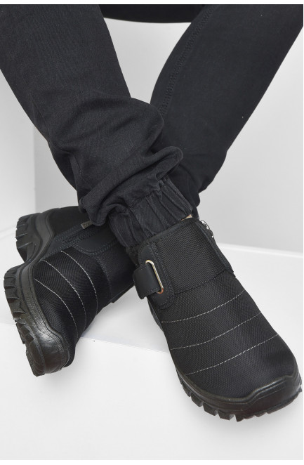 Ботинки мужские зимние на меху черного цвета 184479L