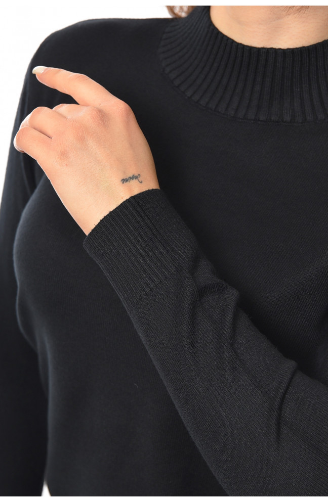 Свитер женский удлиненный черного цвета 192116L