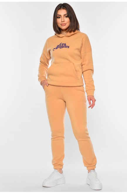 Спортивный костюм женский бежевого цвета 193903L