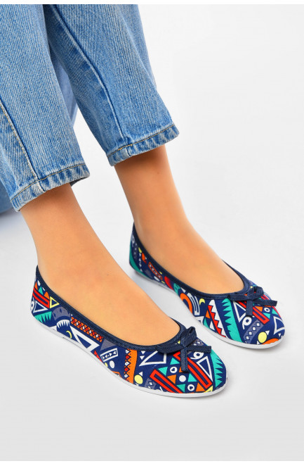 Мокасины женские темно-синего цвета с разноцветным геометрическим рисунком 201232L