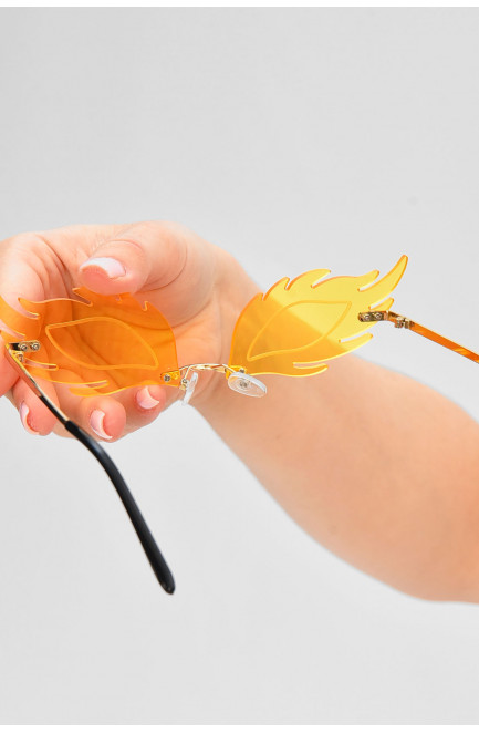 Очки-пламя женские узкие желтого цвета 204200L