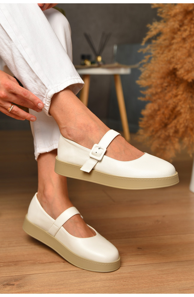 Лоферы женские белого цвета 205134L