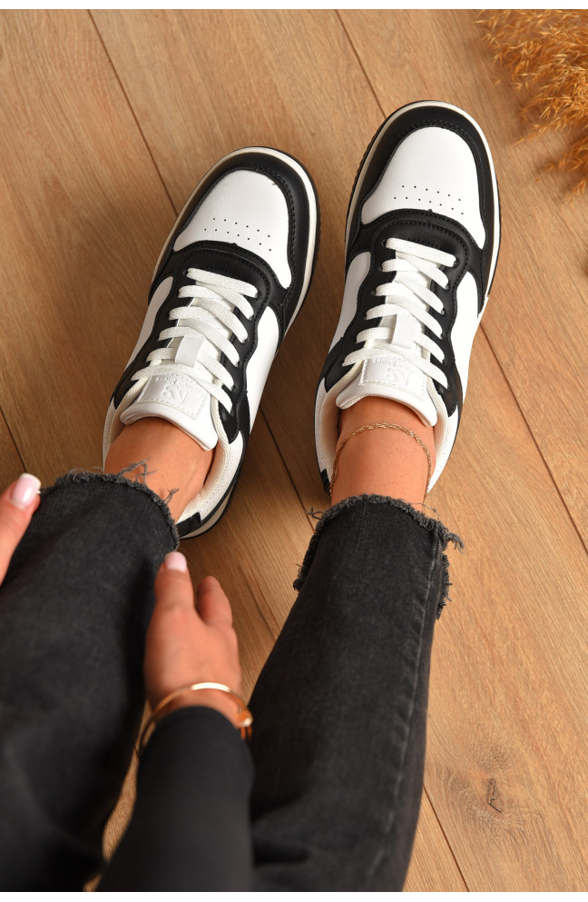 Кроссовки женские черно-белого цвета на шнуровке 206169L