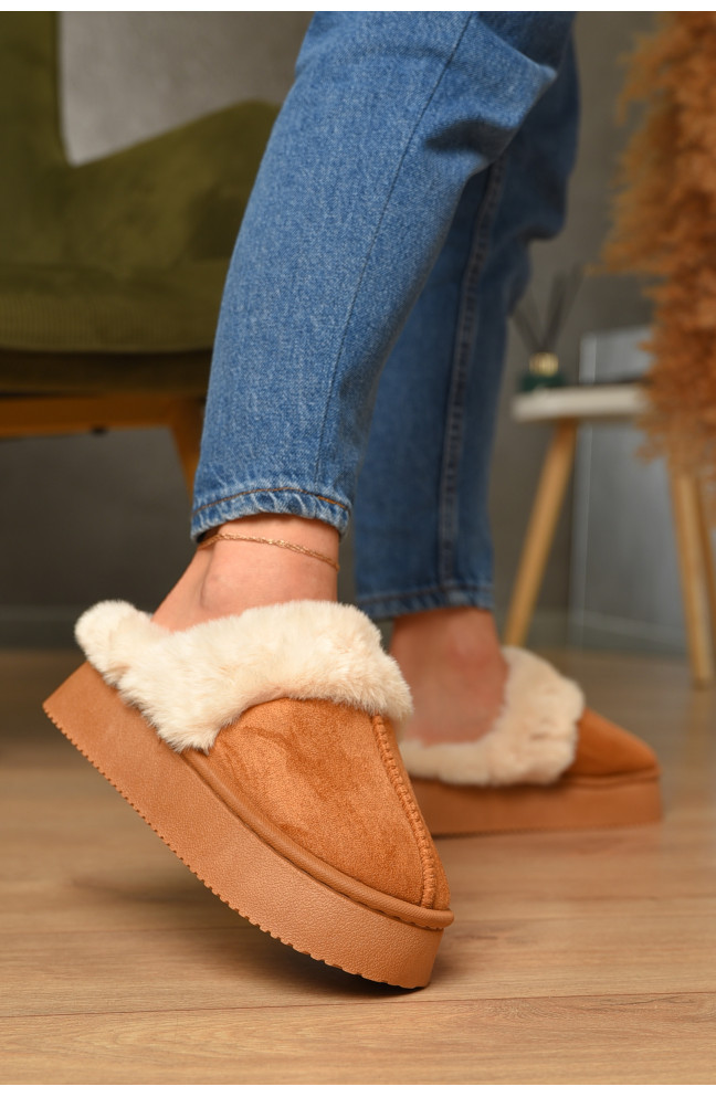 Домашние тапочки женские на меху коричневого цвета 206334L