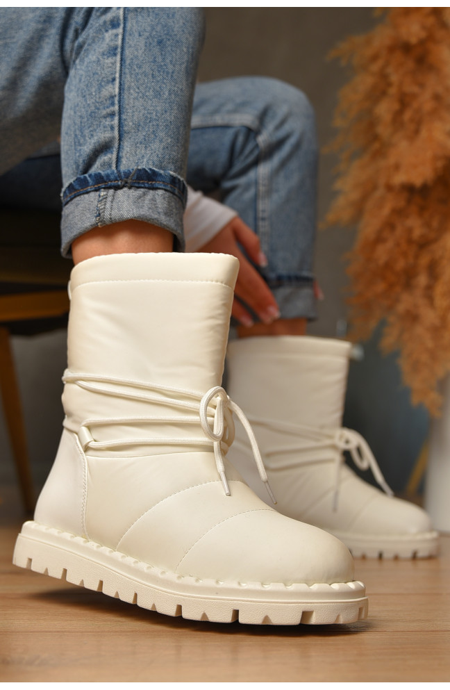 Дутики женские на меху белого цвета 207632L