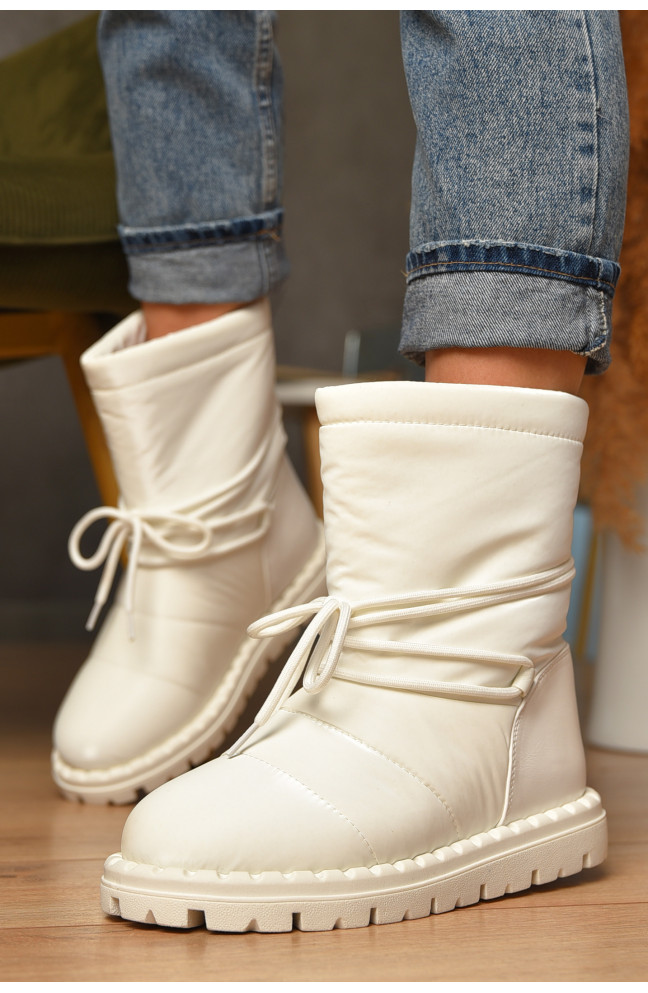 Дутики женские на меху белого цвета 207632L