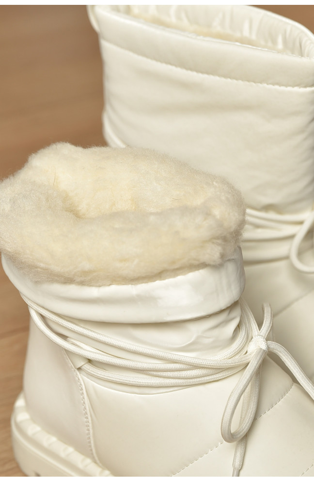 Дутики женские на меху белого цвета 207632L