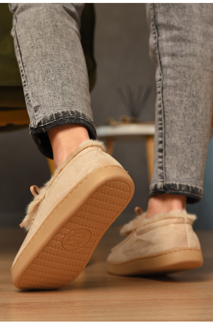 Домашние тапочки женские на меху светло-бежевого цвета 208066L