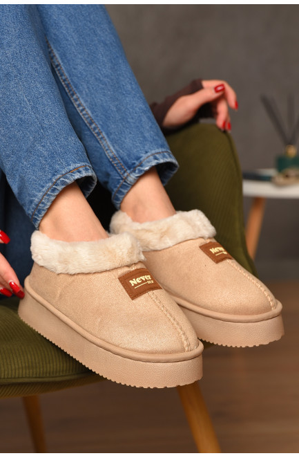 Угги женские на меху бежевого цвета 208747L