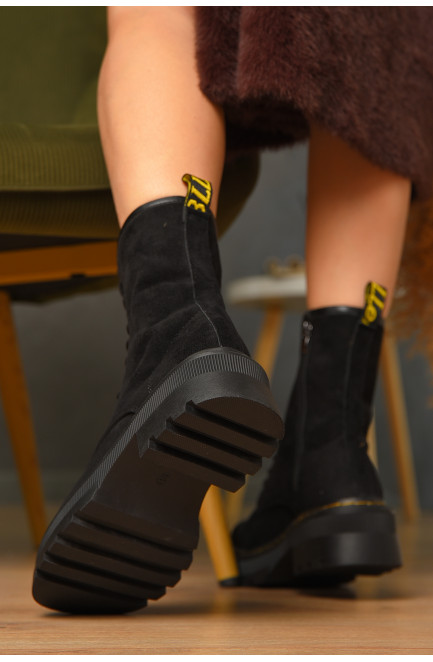 Ботинки женские демисезонные черного цвета 209406L
