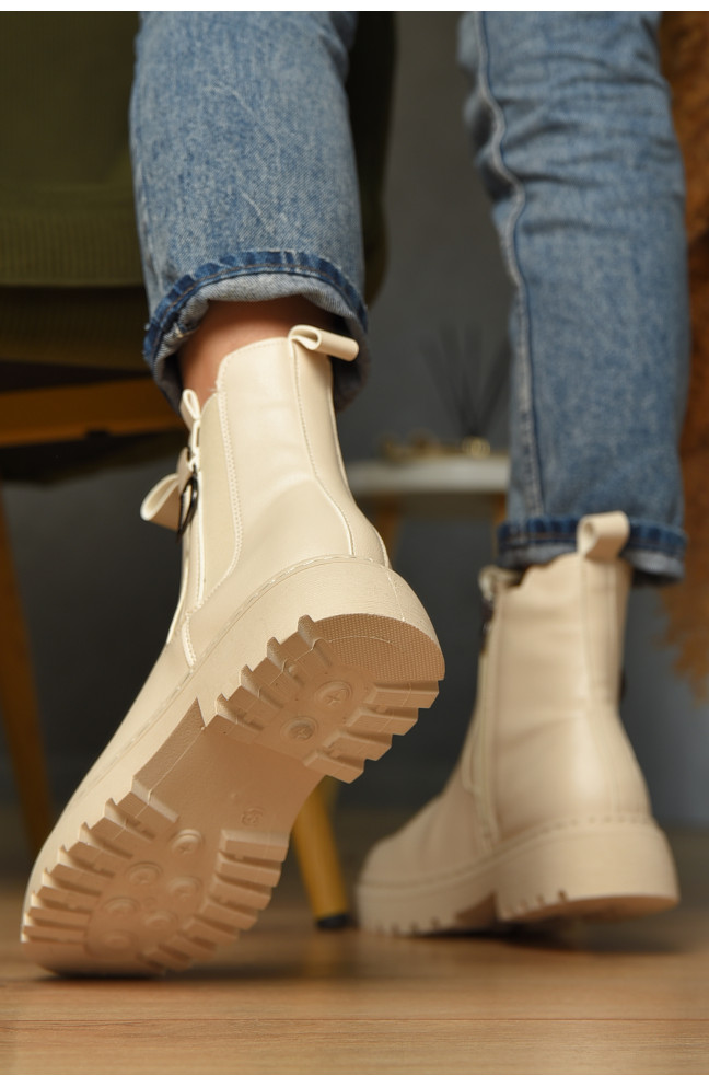 Ботинки женские демисезонные бежевого цвета 209410L