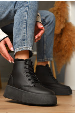 Ботинки женские зимние черного цвета 209425L