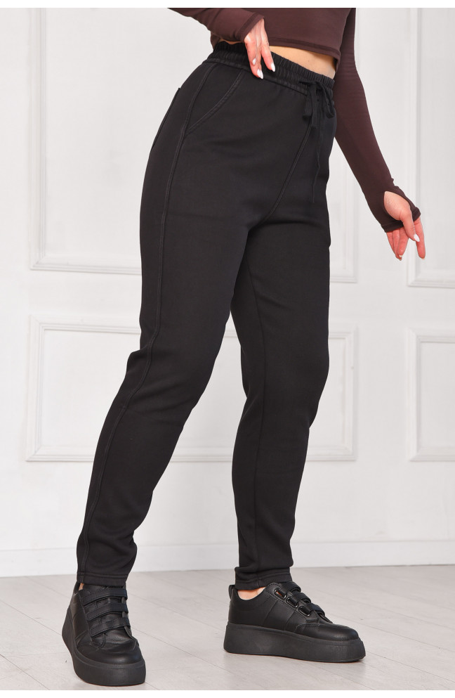 Штаны женские однотонные на флисе черного цвета 209573L