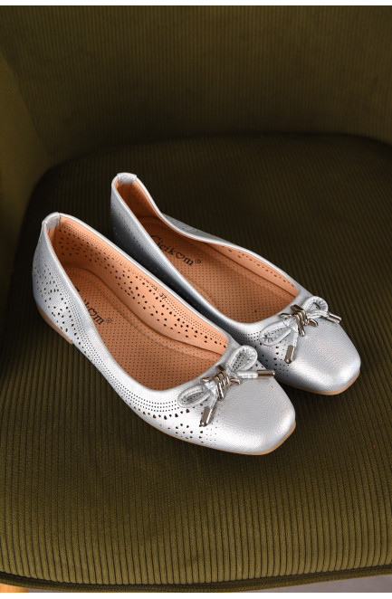 Балетки женские серебристого цвета 210218L