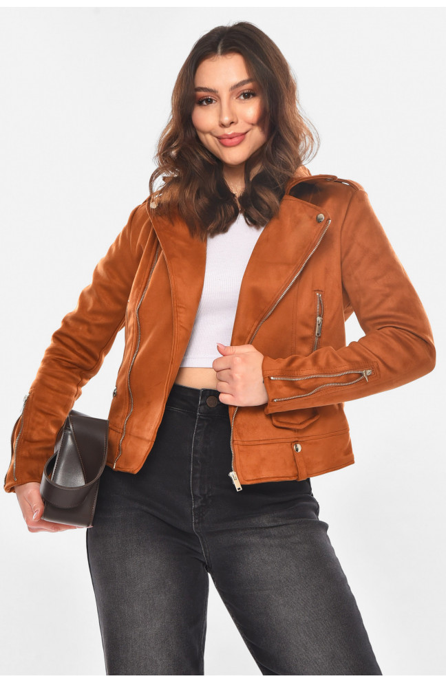 Куртка-косуха женская из экозамши светло-коричневого цвета 210838L