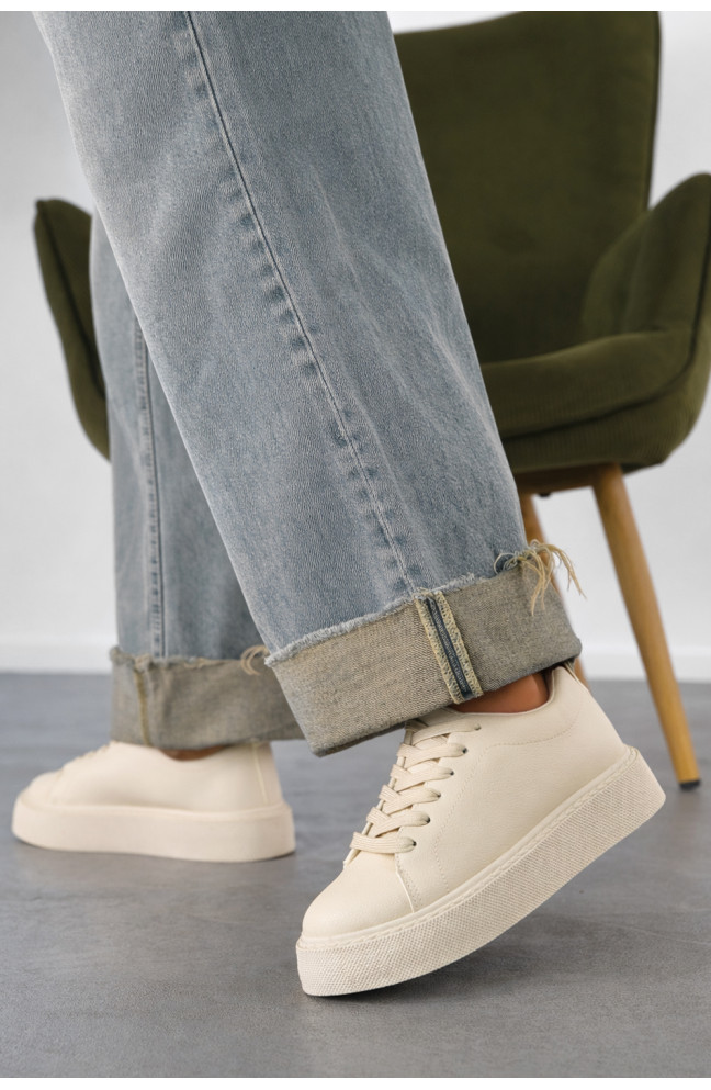 Кроссовки женские бежевого цвета на шнуровке 210995L