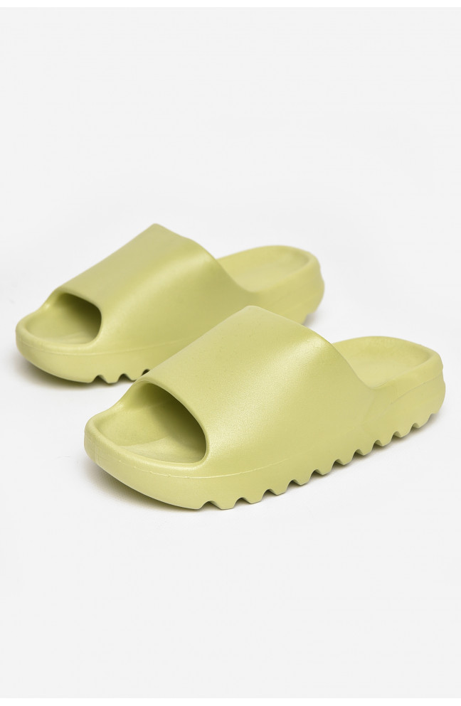 Шлепанцы резиновые женские оливкового цвета 211241L