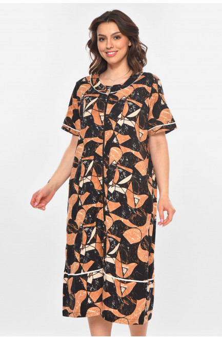 Халат женский полубатальный коричневого цвета с принтом 211326L