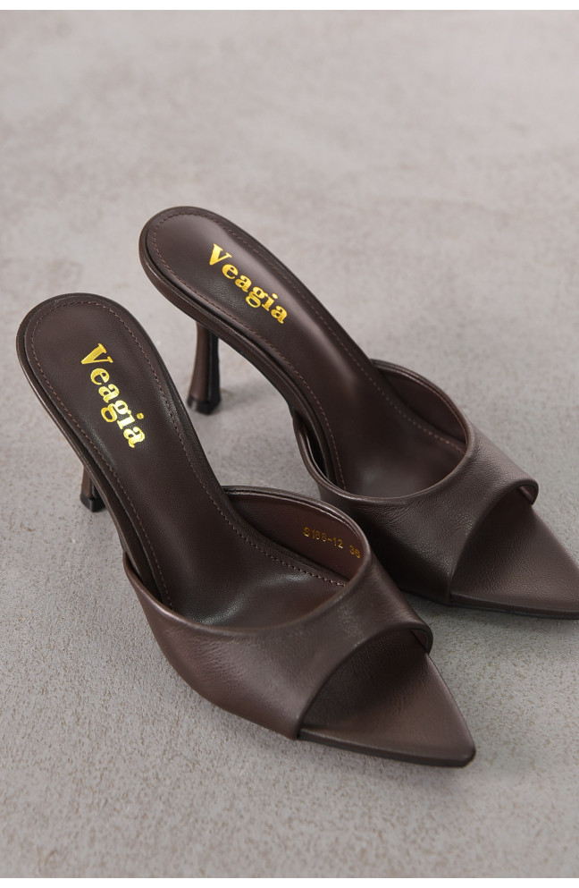 Босоножки женские коричнивого цвета 212093L