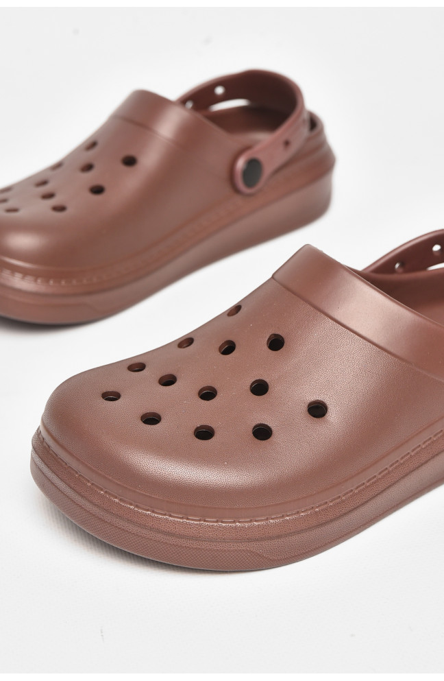 Кроксы женские шоколадного цвета 212170L