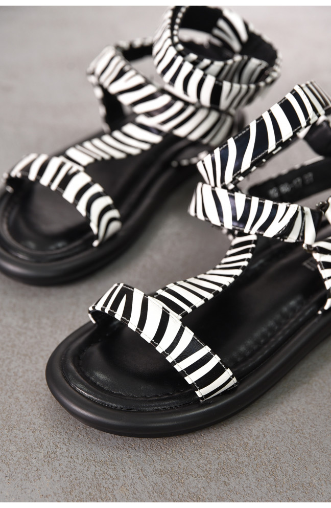 Босоножки женские чорно-белого цвета 212270L