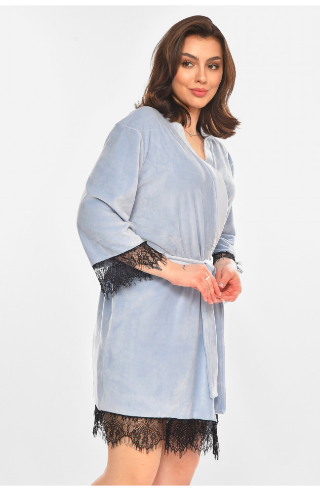 Халат женский полубатальный велюровый голубого цвета 212318L