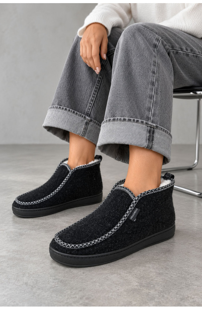 Бурки женские на меху черного цвета 219185L
